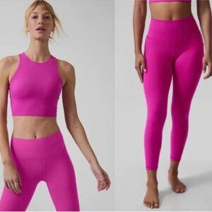 📦 MOVING SALE! Athleta Powervita Conscious Crop Built-in Bra! - Electric Fuchsia